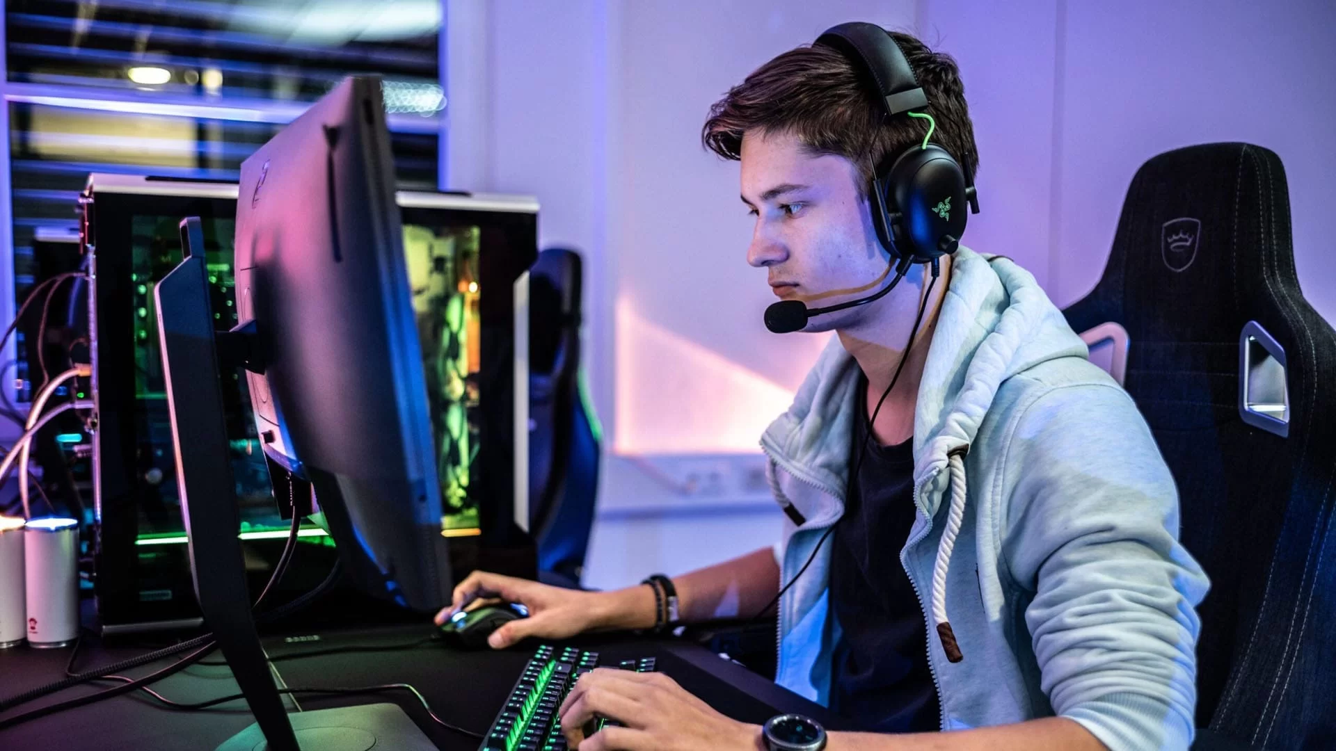 Game Online yang Mengalami Lonjakan Player di Musim Liburan