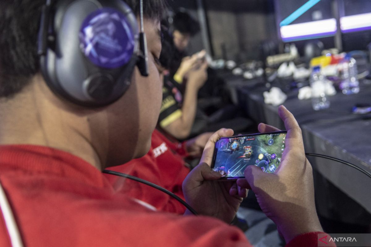 Kebangkitan Mobile Gaming di Indonesia: Mengapa Platform Smartphone Lebih Mendominasi Pasar Lokal